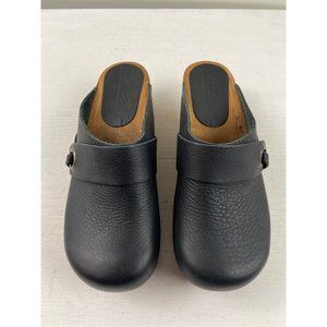 Sanita Black Leather Clogs Womens size 42